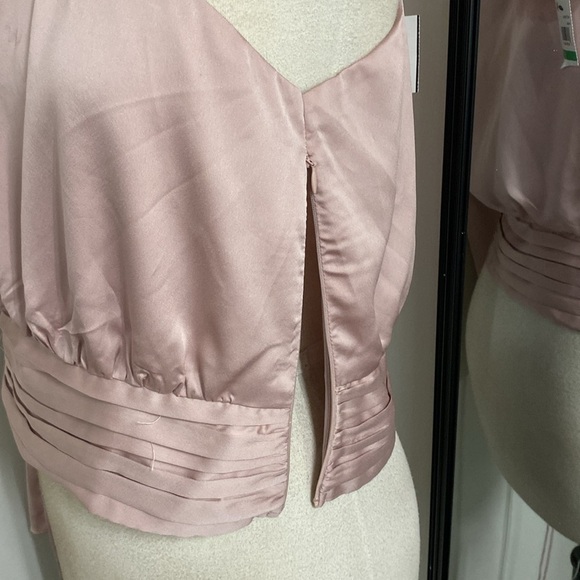 ASTR THE LABEL CARMELITA ONE SHOULDER BLOUSE SZ LARGE PALE PINK - Picture 12 of 12
